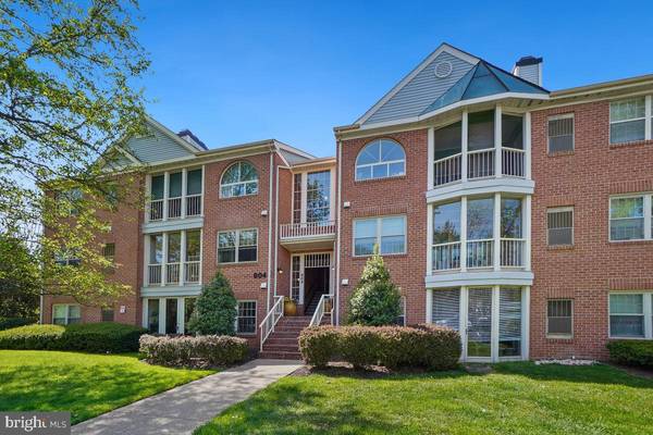 804 AMBER TREE CT #804-103,  Gaithersburg,  MD 20878