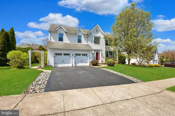 533 CREEKVIEW DR,  Harleysville,  PA 19438