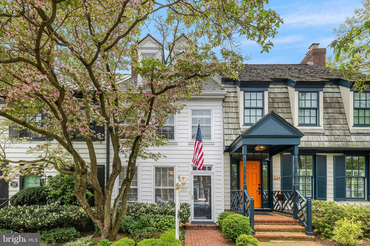 Alexandria, VA 22314,722 GIBBON ST