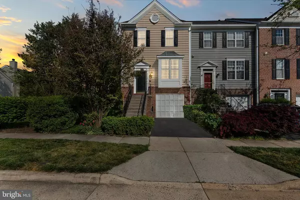 Chantilly, VA 20152,25526 GOVER DR