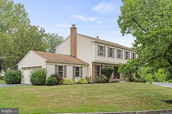 Hershey, PA 17033,920 CARRIAGE HOUSE CT