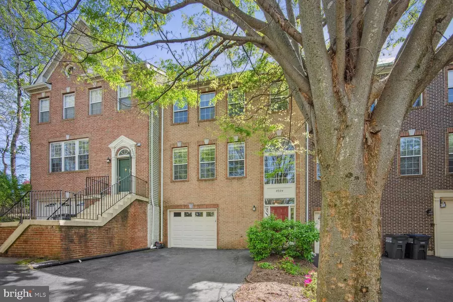 4024 ROSEMEADE DR, Fairfax, VA 22033