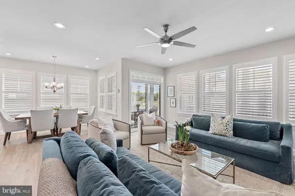 Ocean View, DE 19970,38111 RIVER ST #25