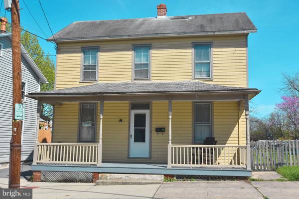 121 N STRATTON ST, Gettysburg, PA 17325