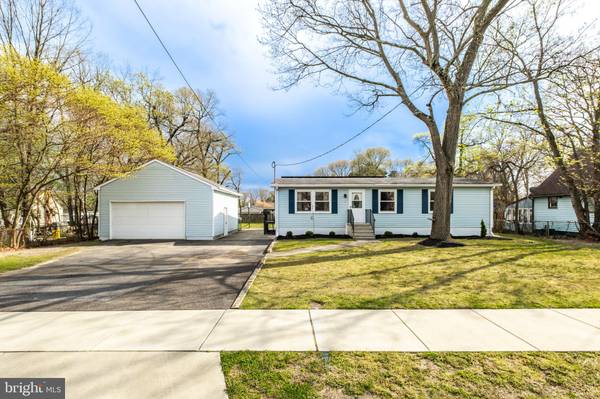 10 W 6TH AVE, Pine Hill, NJ 08021