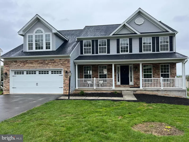 800 CLYDESDALE DR, York, PA 17402