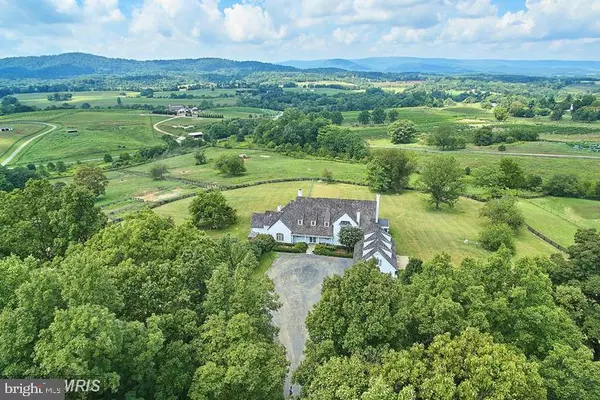 Delaplane, VA 20144,3677 GROVE LN