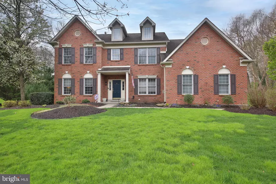 3837 CHARTER CLUB DR, Doylestown, PA 18902