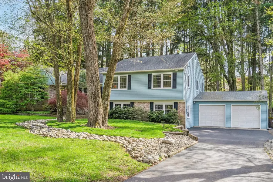 26 PEBBLE WOODS DR N, Doylestown, PA 18901