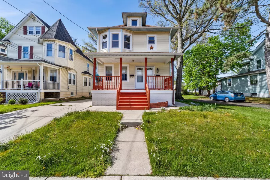 31 W CLINTON AVE, Oaklyn, NJ 08107