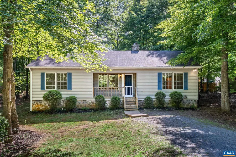 32 JENNINGS DR, Palmyra, VA 22963