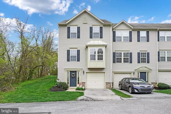 York, PA 17402,1173 BLUE BIRD LN