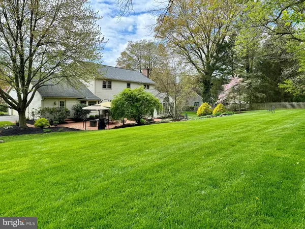Lancaster, PA 17603,15 BENTLEY LN