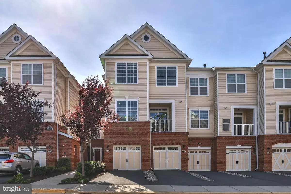 Ashburn, VA 20148,23305 MILLTOWN KNOLL SQ #113