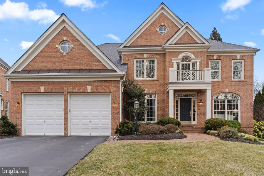 3828 FARR OAK CIR, Fairfax, VA 22030