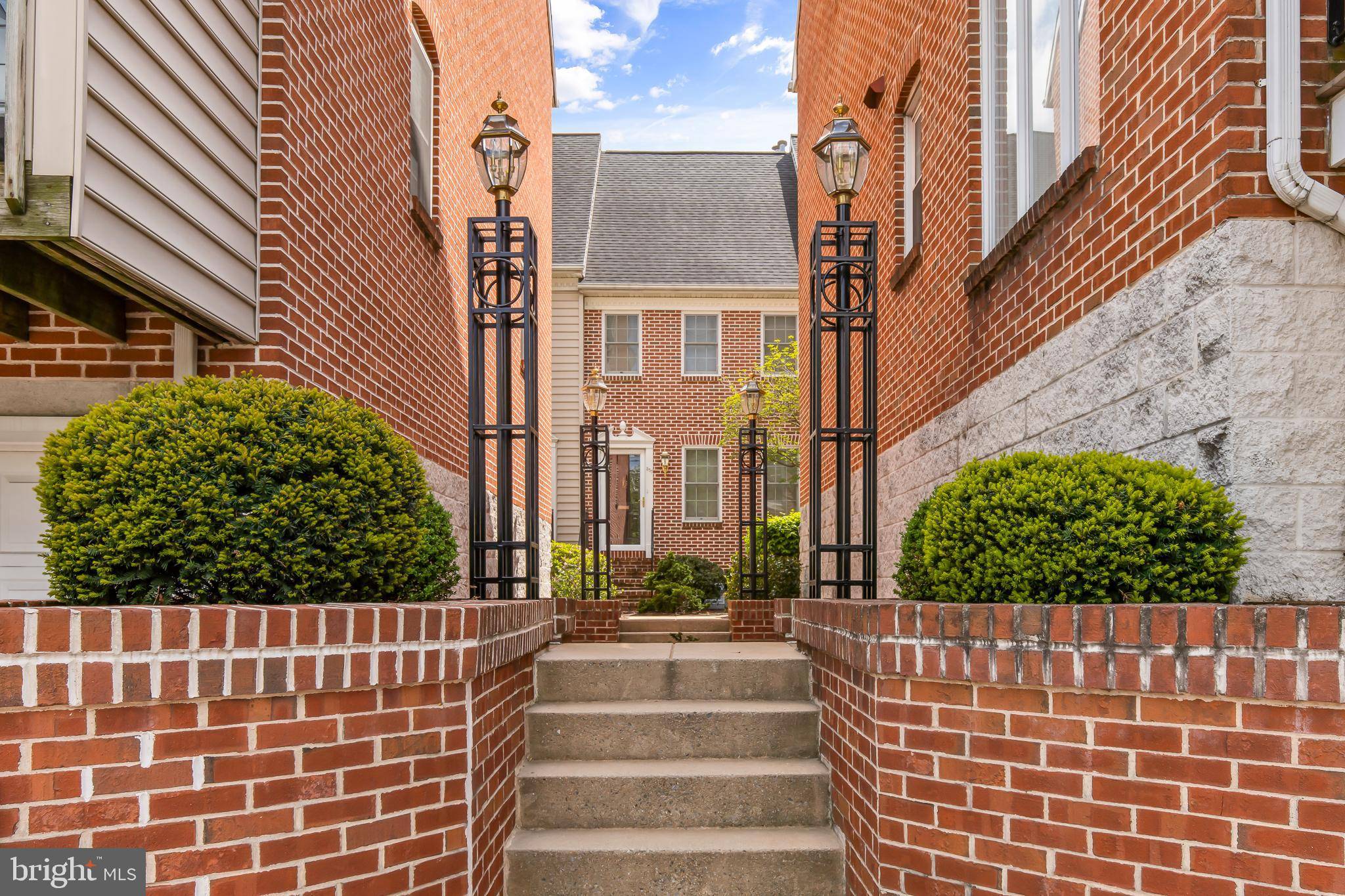Lancaster, PA 17603,216 W LEMON ST