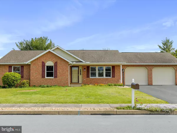 83 PARKWOOD DRIVE, Greencastle, PA 17225