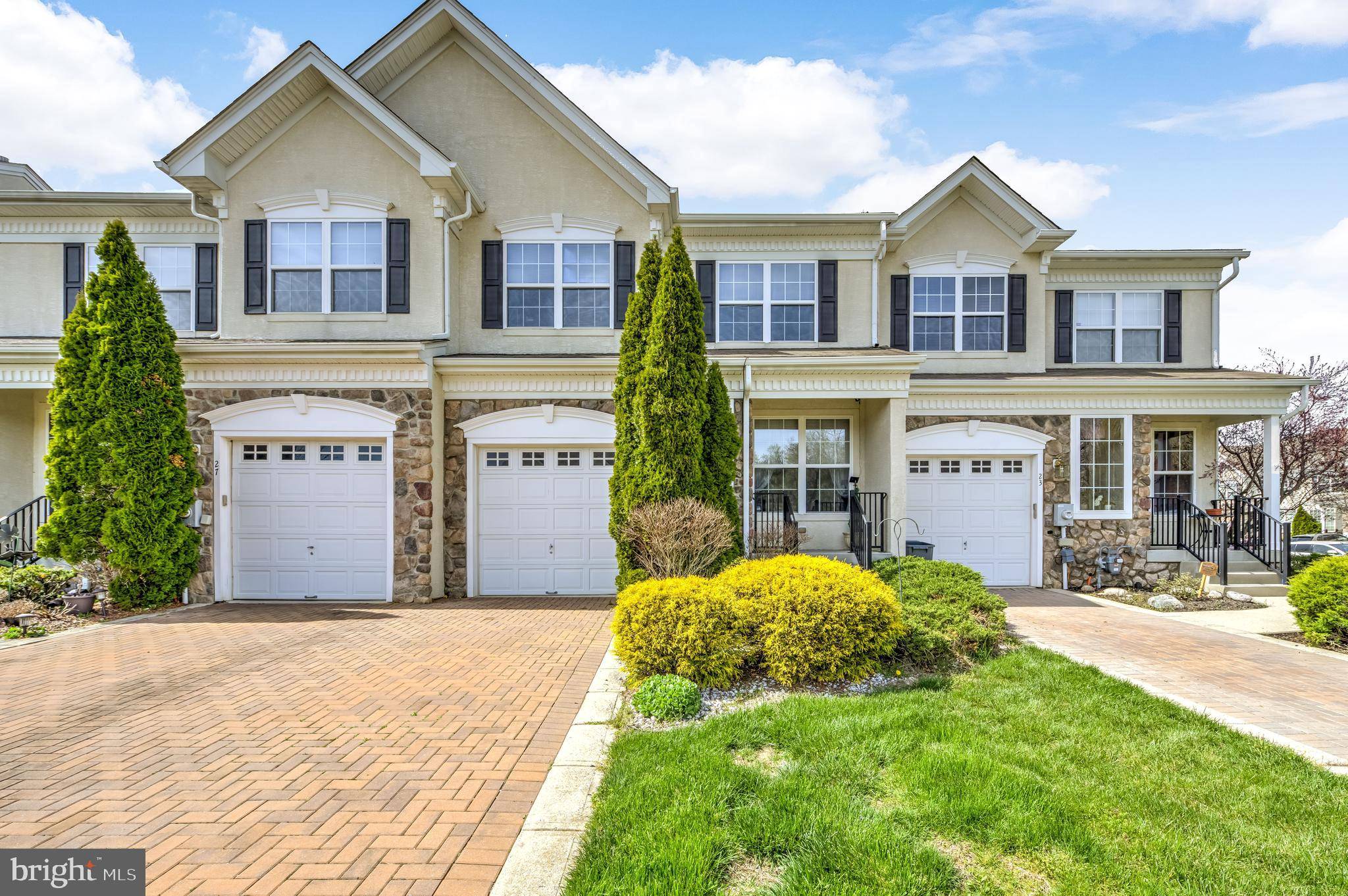 25 KINGSWOOD CT,  Mount Holly,  NJ 08060