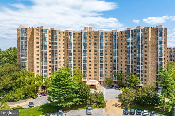 5901 MOUNT EAGLE DR #1212, Alexandria, VA 22303