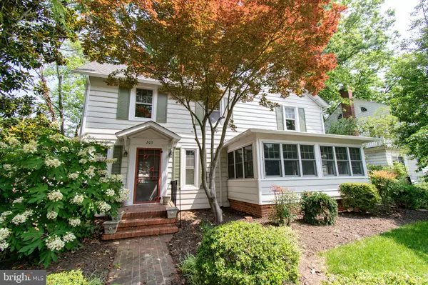 203 E EARLE AVE, Easton, MD 21601