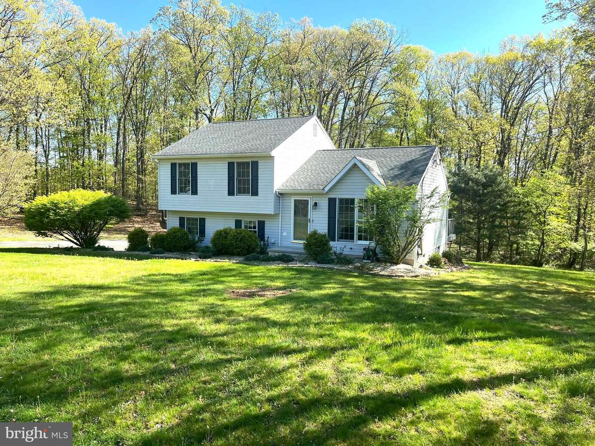 Falling Waters, WV 25419,163 ANTIETAM DR