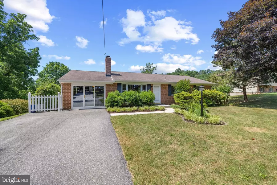 1706 MARSUE DR, Hampstead, MD 21074