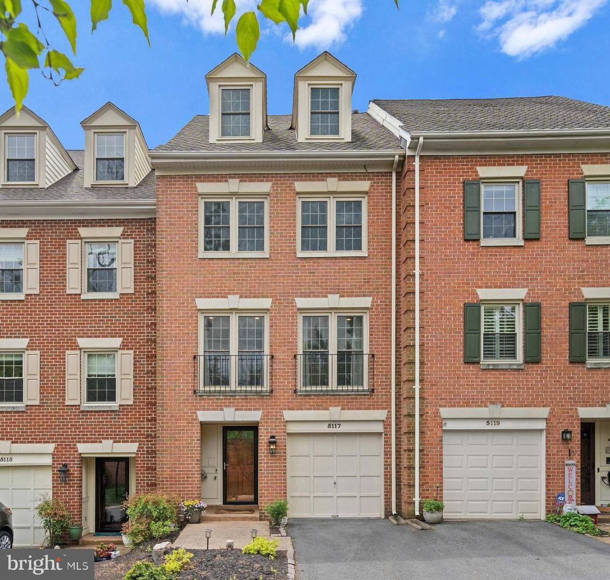 Alexandria, VA 22302,5117 SKYLINE VILLAGE CT