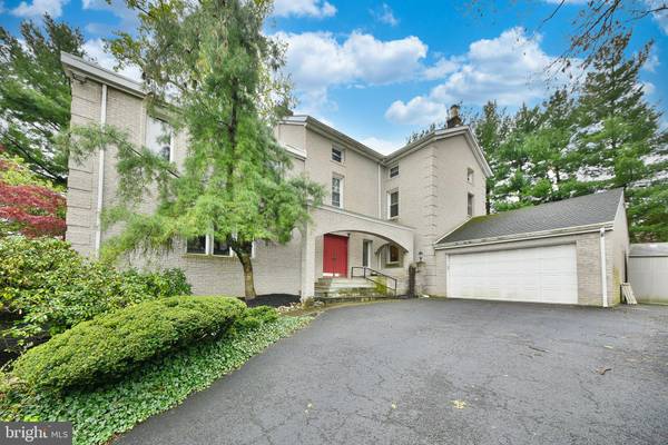 Elkins Park, PA 19027,942 CHARTER CIR