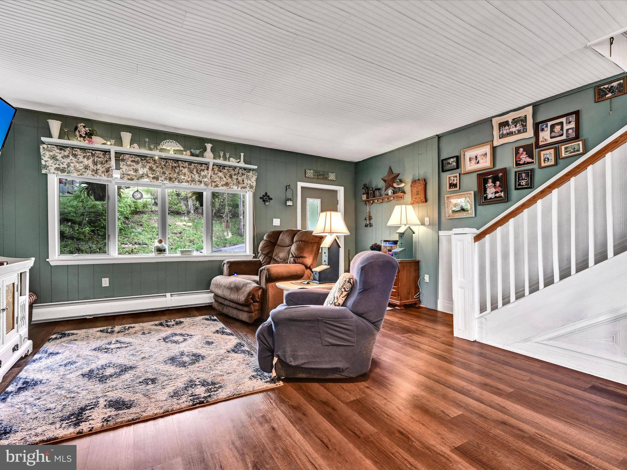 Pottsville, PA 17901,552 3RD ST