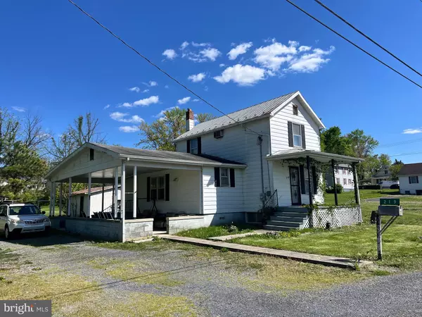 Moorefield, WV 26836,219 MAPLE AVENUE