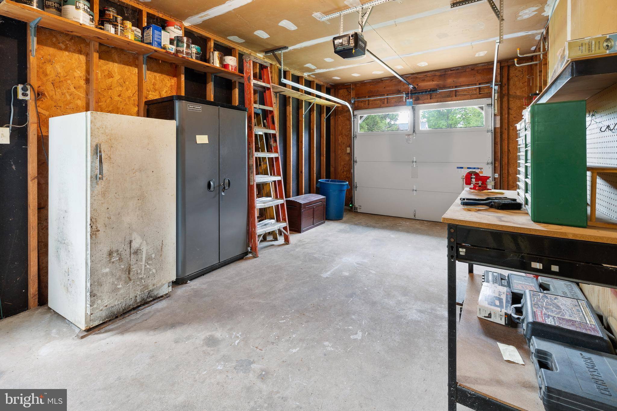 Sellersville, PA 18960,119 LAWNDALE AVE