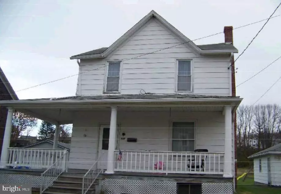 Meyersdale, PA 15552,219 LARGE ST