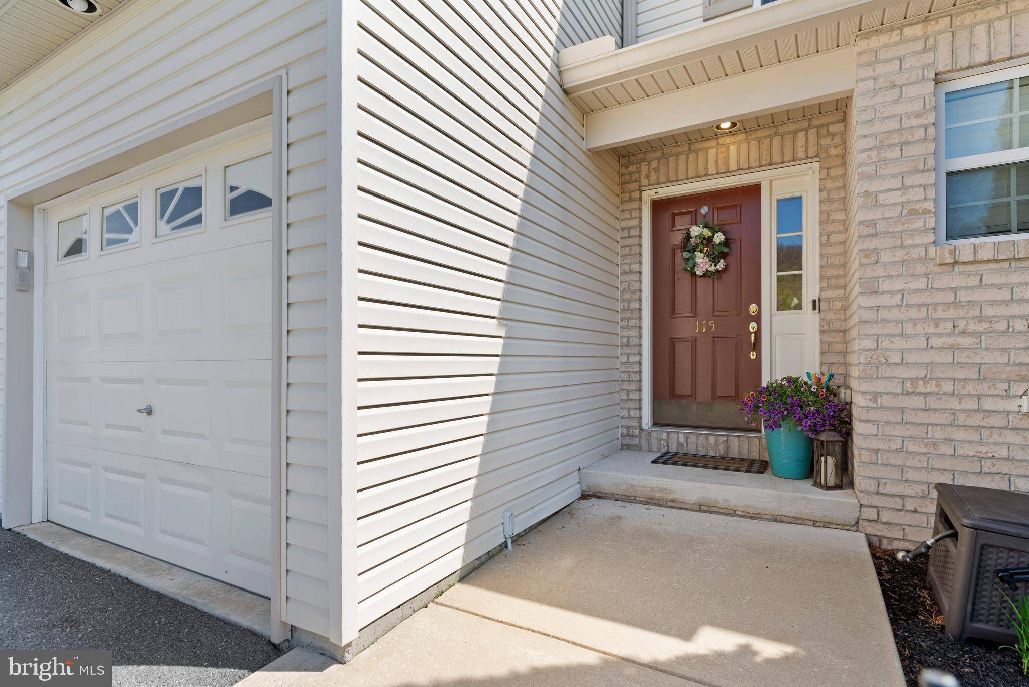 Harrisburg, PA 17110,115 OAKLEA RD