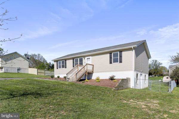 435 NORTH SUMMIT AVE, Woodstock, VA 22664