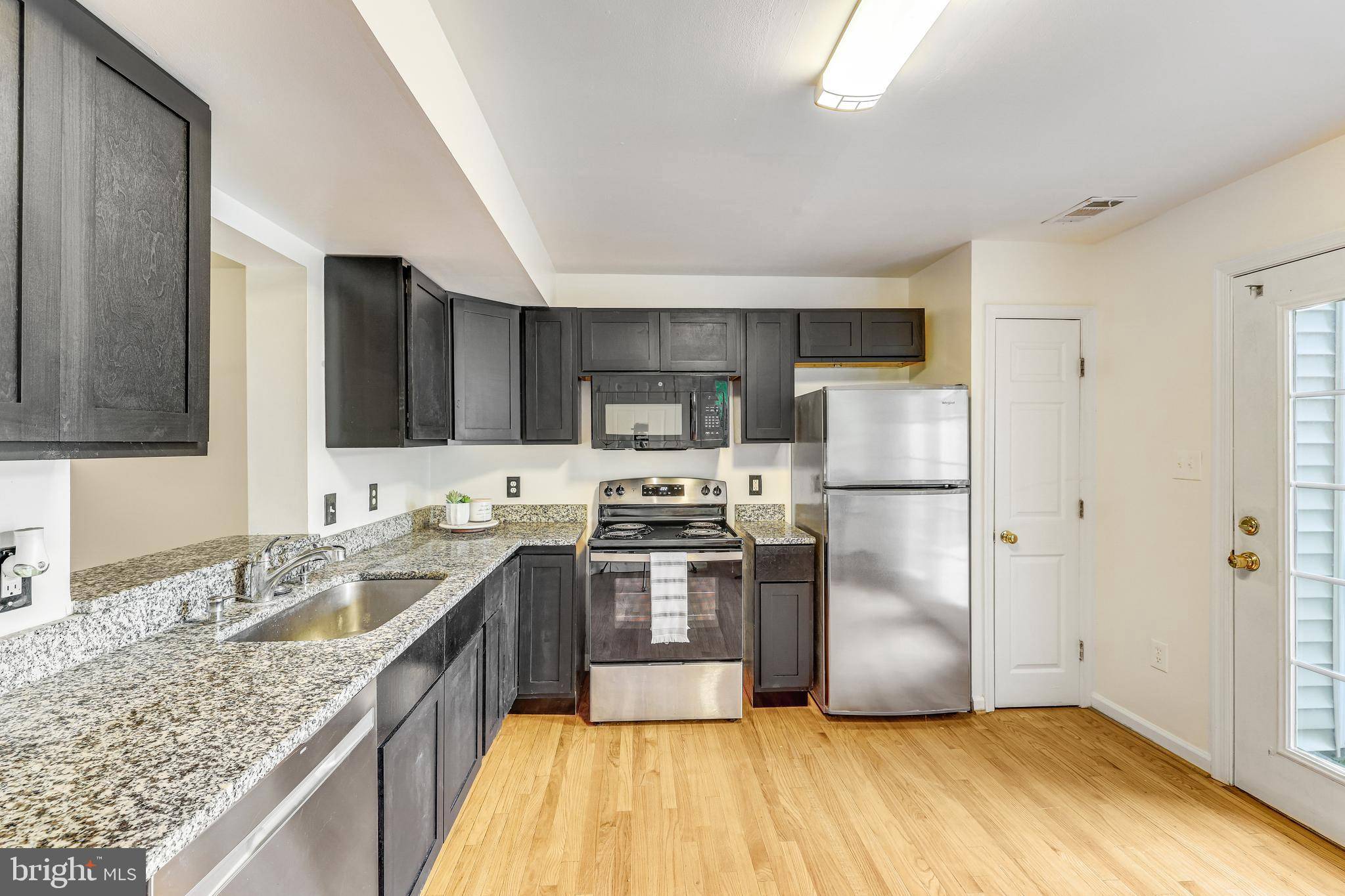 Sterling, VA 20165,20446 RIVER RIPPLE SQ