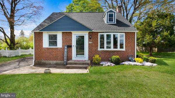 618 DELFT LN, Hatboro, PA 19040