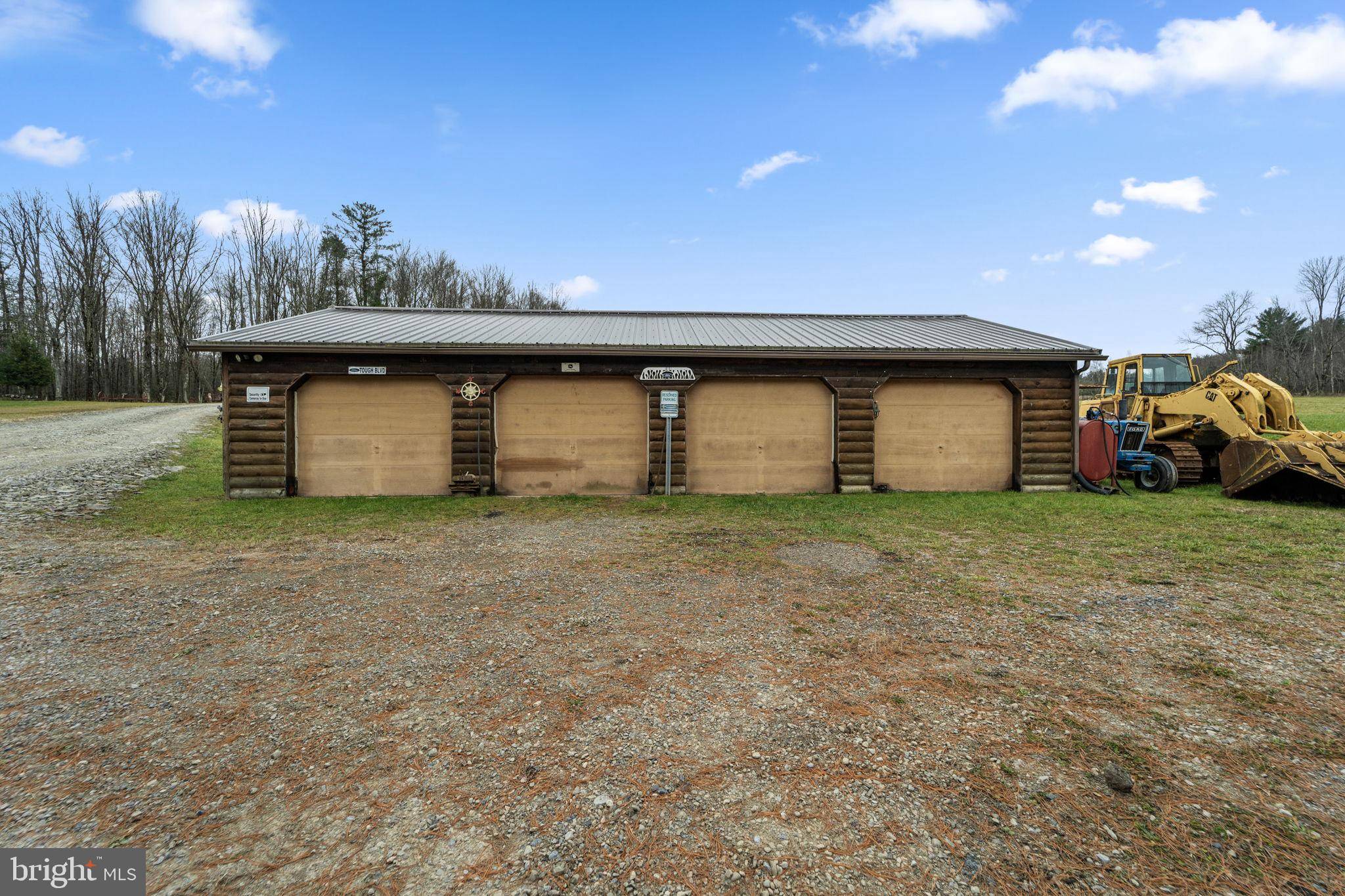 Susquehanna, PA 18847,365 MEADE RD