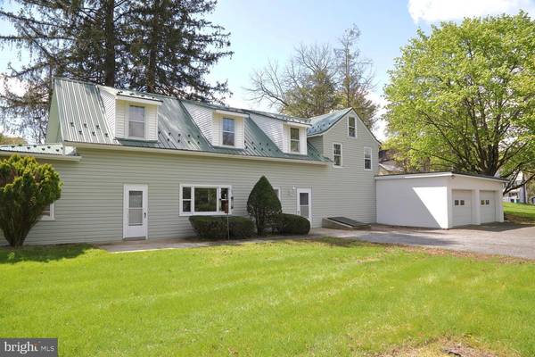 333 VINEMONT RD, Reinholds, PA 17569