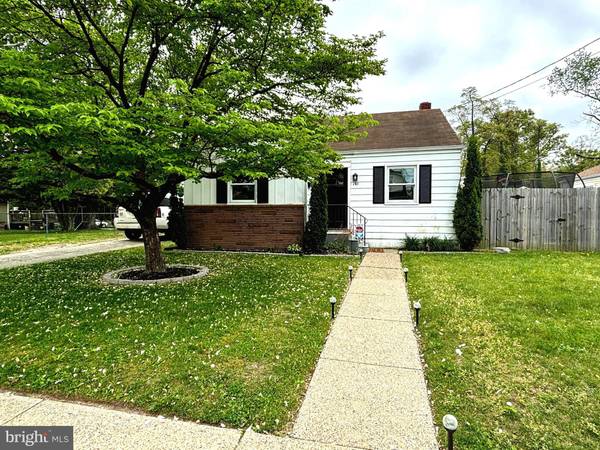 143 WALNUT AVE, Lindenwold, NJ 08021