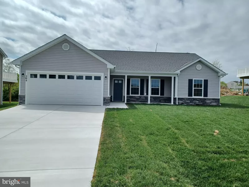 304 JENSEN WAY, Martinsburg, WV 25401