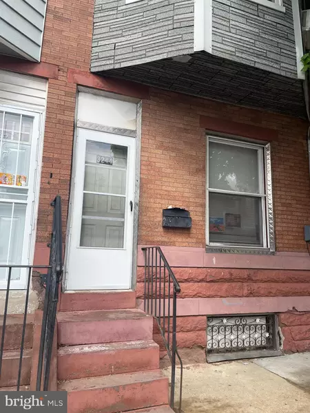 3244 E ST, Philadelphia, PA 19134