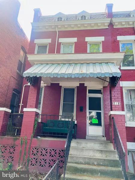 518 KENYON ST NW, Washington, DC 20010