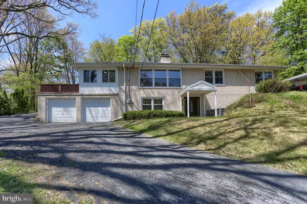 875 TWIN OAKS DR, Hummelstown, PA 17036