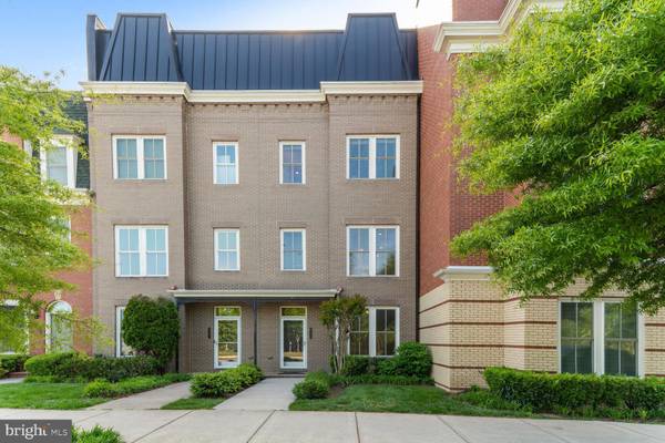 2204 POTOMAC AVE, Alexandria, VA 22301