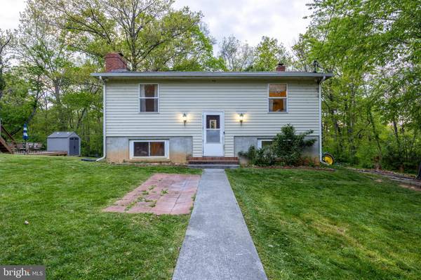 303 MULBERRY RD, Front Royal, VA 22630