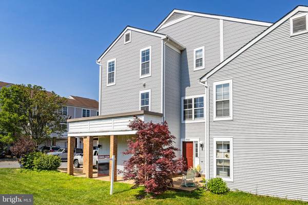 20401 COOL FERN SQ, Ashburn, VA 20147