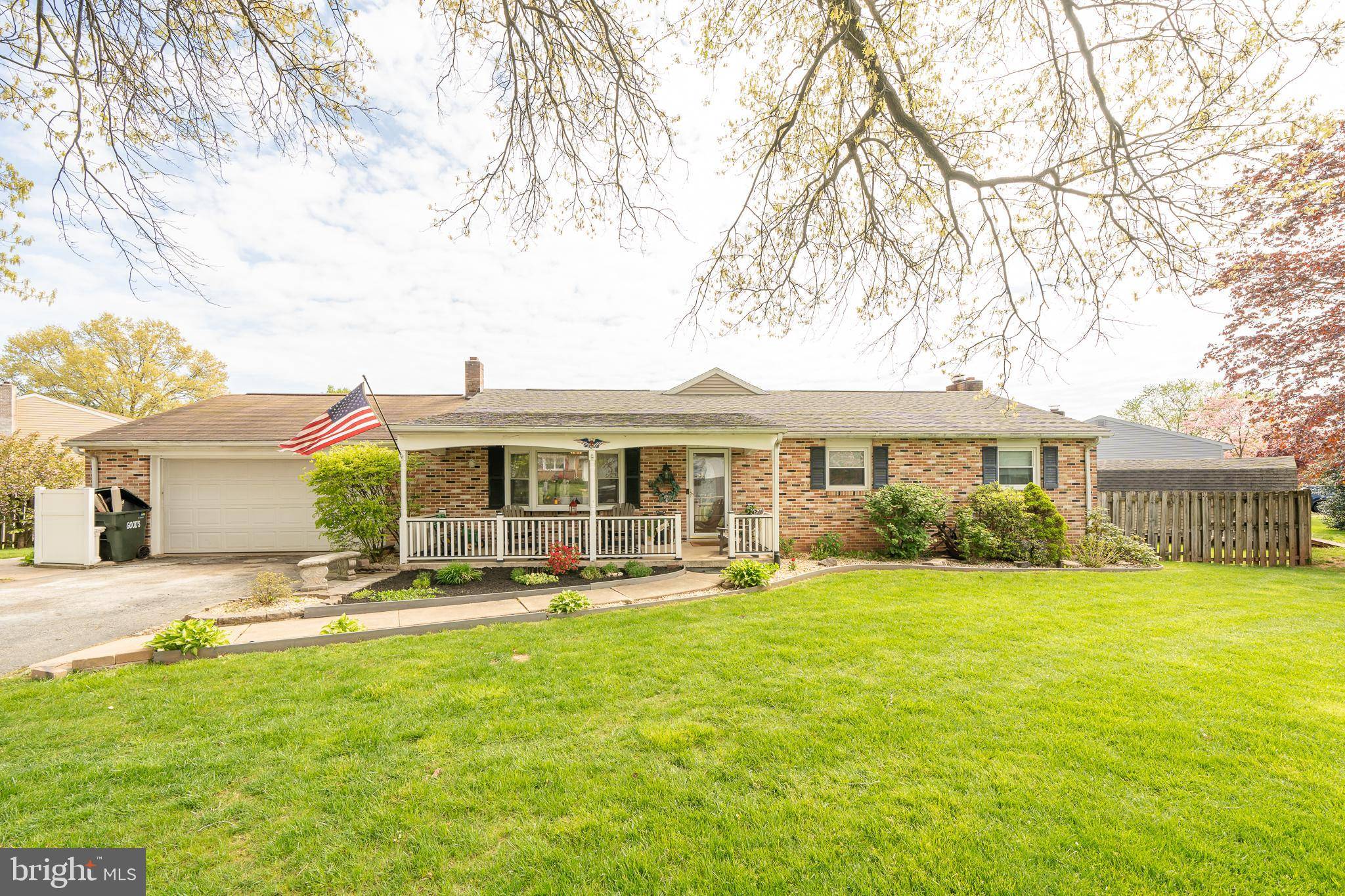 97 SCENIC DR, Denver, PA 17517