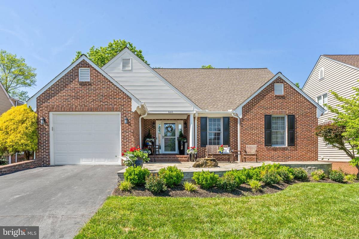 Culpeper, VA 22701,560 GREENS CT