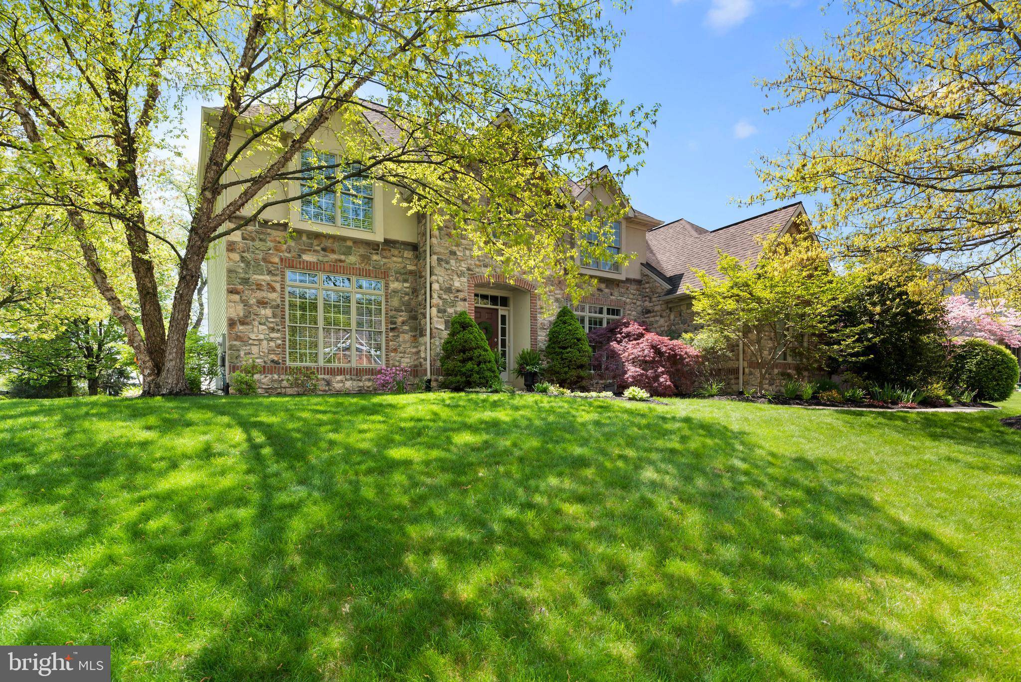 Enola, PA 17025,6225 RUN CROSS LN