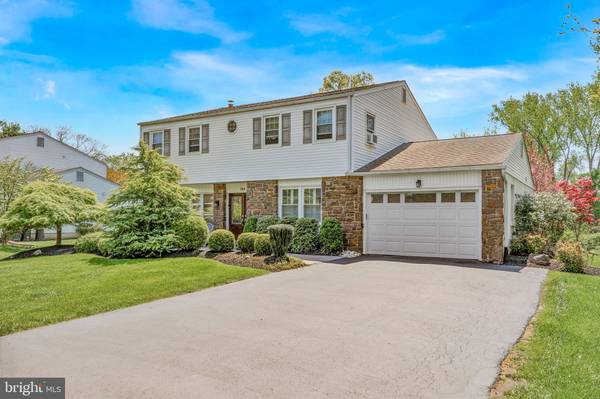 128 RED RAMBLER DR, Lafayette Hill, PA 19444